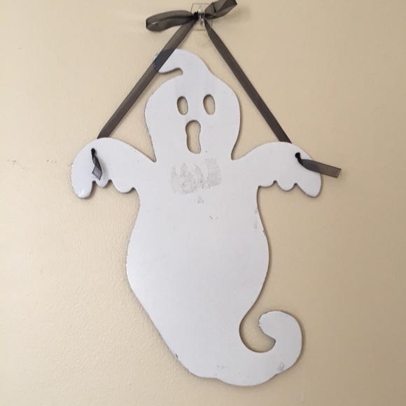 🐬 CLEARANCE ITEM: 13” Glittery Ghost Hanging Halloween Decoration - Picture 9 of 16